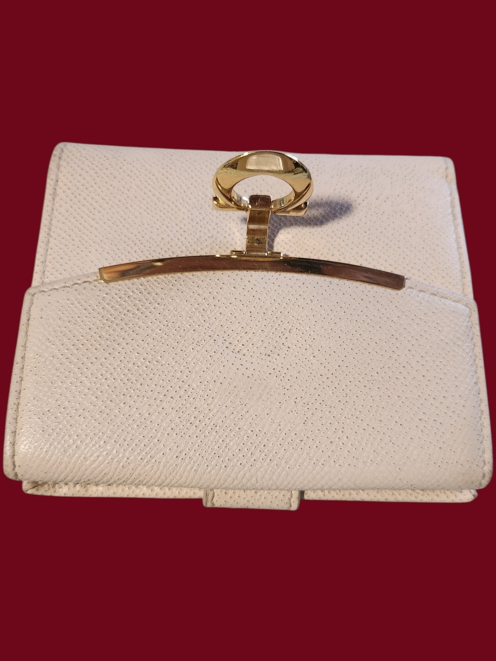 Salvatore Ferragamo Blush Pebbled Leather Bifold Wallet w/Ganani Snap Clip - Picture 2 of 10